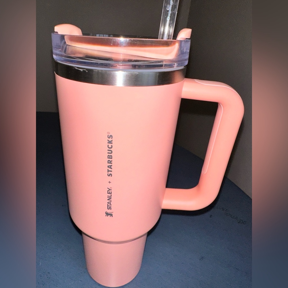 Stanley Starbucks 🍑 PEACH 🍑